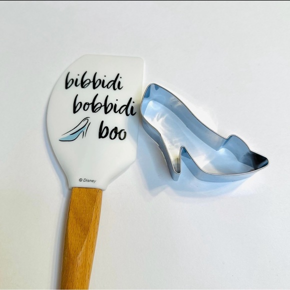 Disney Princess Baking Utensil Set - Picture 4 of 6